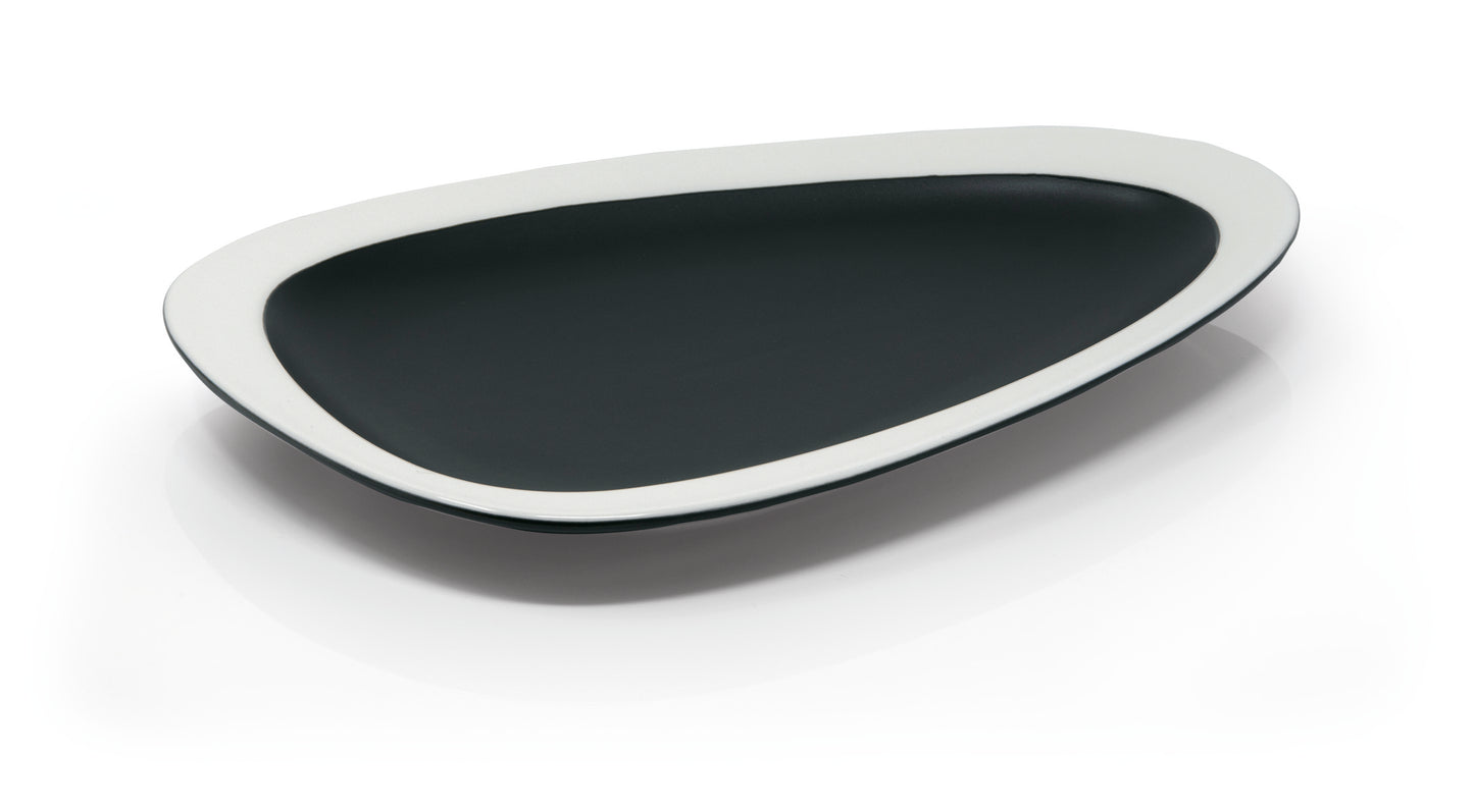 Matt black angular tray with white wide rim 28 x 19,5 h 2,5 cm