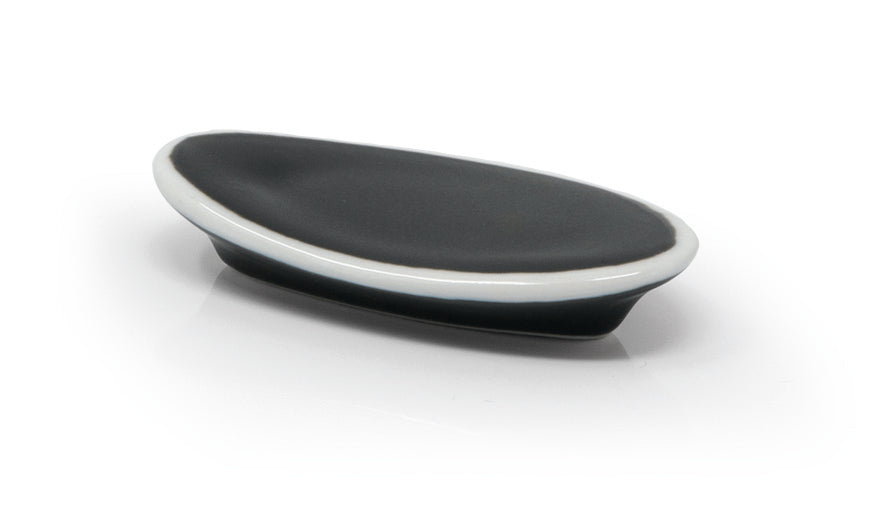 Matt black chopstick holder with white rim 6x3 h1,5 cm